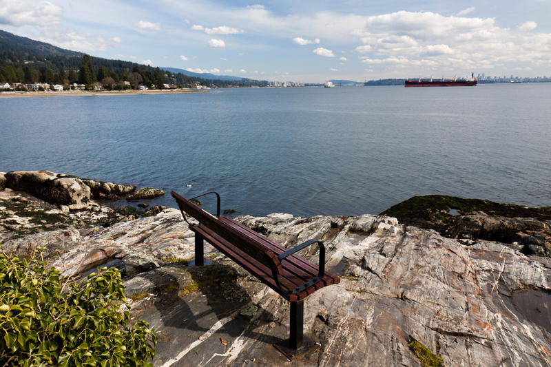 Illustration for article titled Pics from the Curbside: 2016-03-26 around Caulfeild Park, West Vancouver